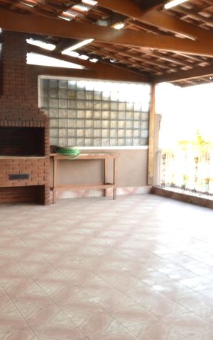 Casa à venda com 273m², 2 quartos e 3 vagasVaranda gourmet