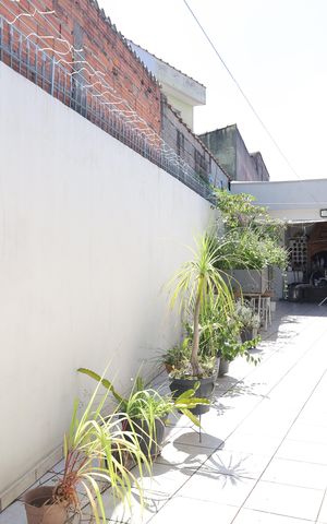 Casa à venda com 135m², 3 quartos e 2 vagasQuintal