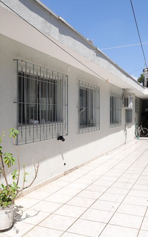 Casa à venda com 135m², 3 quartos e 2 vagasQuintal
