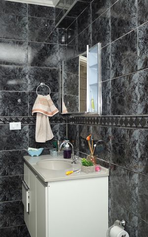 Casa à venda com 135m², 3 quartos e 2 vagasBanheiro 2