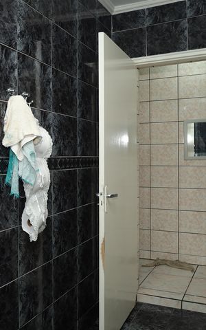 Casa à venda com 135m², 3 quartos e 2 vagasBanheiro 2