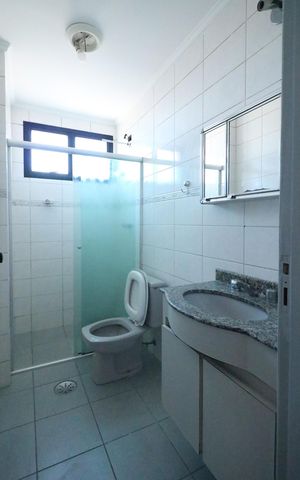 Apartamento à venda com 117m², 3 quartos e 2 vagas Apartamento à venda com 117m², 3 quartos e 2 vagasBanheiro