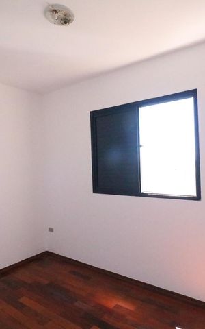Apartamento à venda com 117m², 3 quartos e 2 vagas Apartamento à venda com 117m², 3 quartos e 2 vagasQuarto