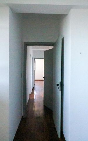 Apartamento à venda com 117m², 3 quartos e 2 vagas Apartamento à venda com 117m², 3 quartos e 2 vagasCorredor