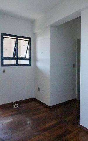 Apartamento à venda com 117m², 3 quartos e 2 vagas Apartamento à venda com 117m², 3 quartos e 2 vagasSala
