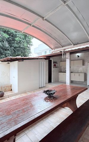 Casa à venda com 210m², 3 quartos e 3 vagas