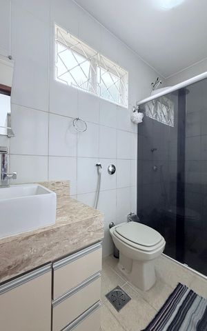 Casa à venda com 210m², 3 quartos e 3 vagas
