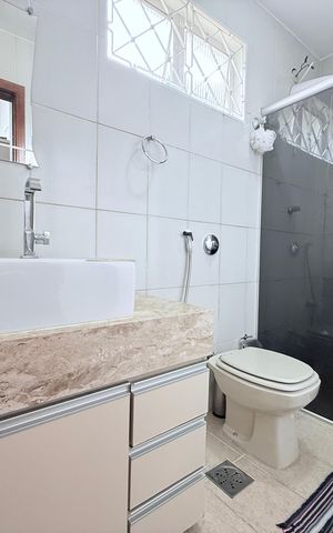 Casa à venda com 210m², 3 quartos e 3 vagas