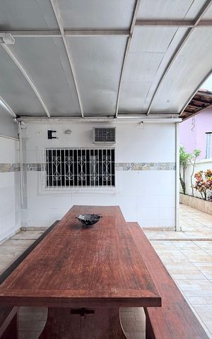 Casa à venda com 210m², 3 quartos e 3 vagas