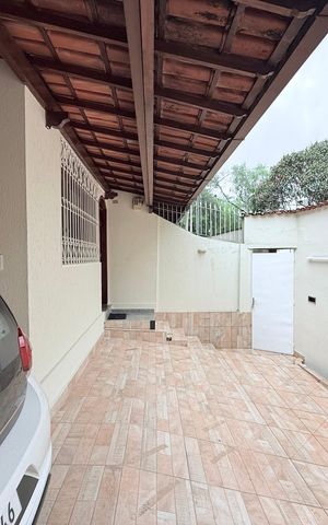 Casa à venda com 210m², 3 quartos e 3 vagas