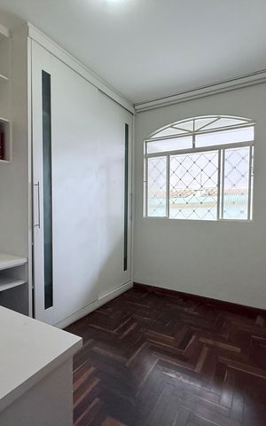 Casa à venda com 210m², 3 quartos e 3 vagas