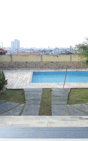 Casa para alugar com 1395m², 4 quartos e 15 vagasPiscina