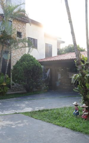 Casa para alugar com 1395m², 4 quartos e 15 vagasQuintal