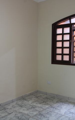 Casa à venda com 262m², 4 quartos e 2 vagasSala casa 1