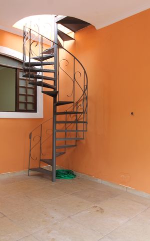 Casa à venda com 262m², 4 quartos e 2 vagasGaragem