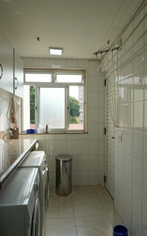Apartamento para alugar com 142m², 3 quartos e 2 vagasÁrea de Serviço