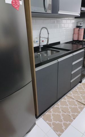 Apartamento à venda com 47m², 2 quartos e 1 vagaCozinha e Área de Serviço