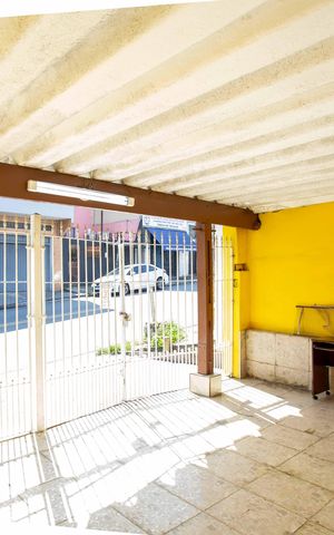 Casa à venda com 112m², 3 quartos e 1 vagaGaragem