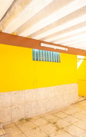 Casa à venda com 112m², 3 quartos e 1 vagaGaragem
