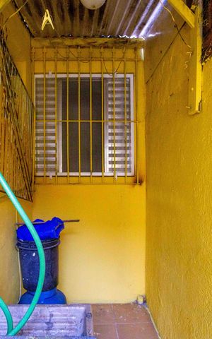 Casa à venda com 112m², 3 quartos e 1 vagaÁrea de Serviço 2