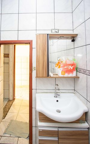 Casa à venda com 112m², 3 quartos e 1 vagaBanheiro