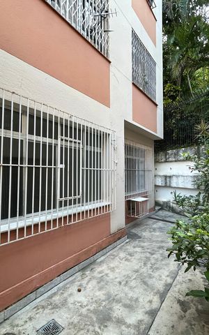 Apartamento à venda com 72m², 2 quartos e sem vagaÁrea comum