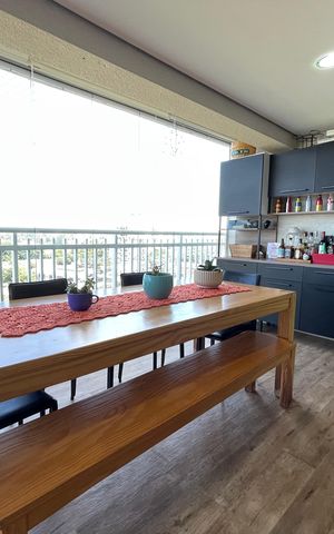 Apartamento à venda com 134m², 4 quartos e 2 vagasSala