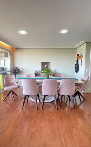 Apartamento à venda com 134m², 4 quartos e 2 vagasSala