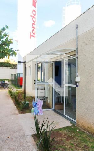 Apartamento à venda com 41m², 2 quartos e 1 vaga Apartamento à venda com 41m², 2 quartos e 1 vagaÁrea comum - Salão de festas