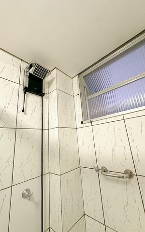 Apartamento para alugar com 100m², 2 quartos e 2 vagasBanheiro