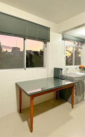 Apartamento para alugar com 100m², 2 quartos e 2 vagasCozinha