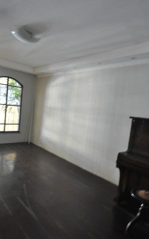 Casa à venda com 126m², 3 quartos e 2 vagasSala