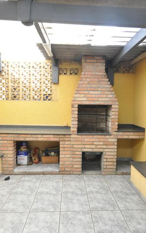 Casa à venda com 126m², 3 quartos e 2 vagasChurrasqueira