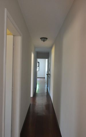 Casa à venda com 126m², 3 quartos e 2 vagasCorredor