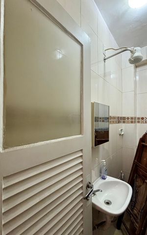 Apartamento à venda com 163m², 3 quartos e 1 vaga Apartamento à venda com 163m², 3 quartos e 1 vagaÁrea de serviço - banheiro