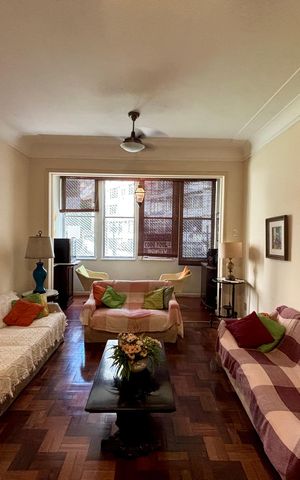 Apartamento à venda com 163m², 3 quartos e 1 vaga Apartamento à venda com 163m², 3 quartos e 1 vagaSala