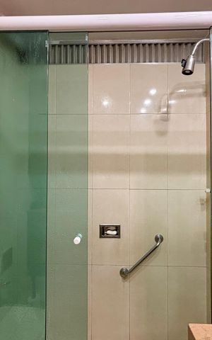 Apartamento à venda com 163m², 3 quartos e 1 vaga Apartamento à venda com 163m², 3 quartos e 1 vagaBanheiro social 1