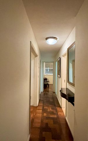 Apartamento à venda com 163m², 3 quartos e 1 vaga Apartamento à venda com 163m², 3 quartos e 1 vagaSala - corredor de acesso