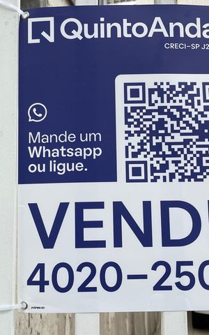 Casa à venda com 118m², 3 quartos e 2 vagas Casa à venda com 118m², 3 quartos e 2 vagasPlaca VAIO 321
