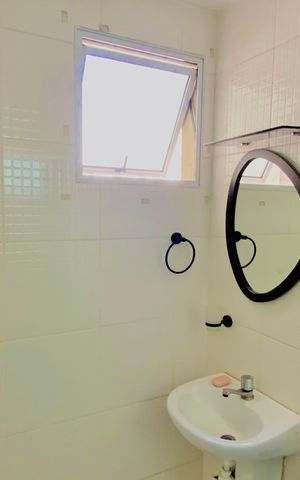 Apartamento à venda com 44m², 2 quartos e 1 vaga Apartamento à venda com 44m², 2 quartos e 1 vagaBanheiro