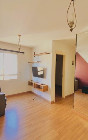 Apartamento à venda com 44m², 2 quartos e 1 vaga Apartamento à venda com 44m², 2 quartos e 1 vagaSala
