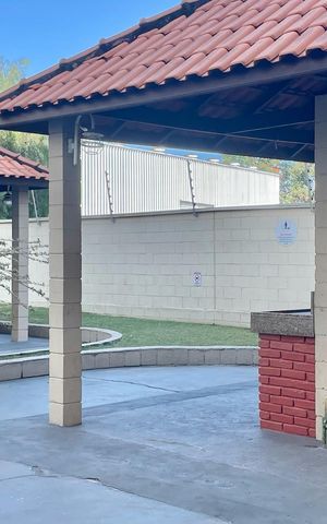 Apartamento à venda com 44m², 2 quartos e 1 vaga Apartamento à venda com 44m², 2 quartos e 1 vagaChurrasqueira