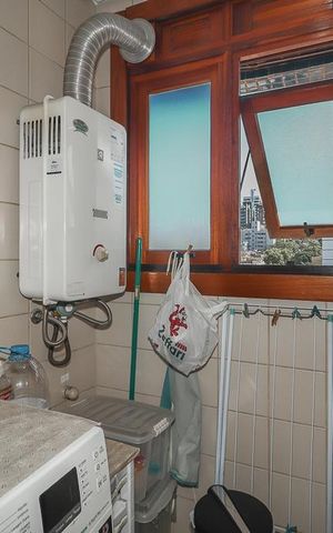 Apartamento à venda com 181m², 3 quartos e 2 vagasÁrea de Serviço