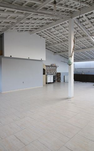 Casa de condomínio à venda com 175m², 2 quartos e 1 vagaTerraço