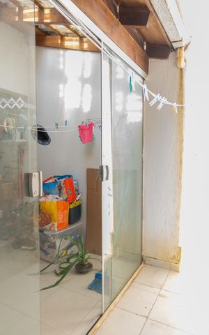 Casa de condomínio à venda com 70m², 2 quartos e 2 vagas