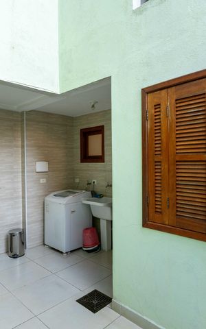 Casa de condomínio para alugar com 110m², 3 quartos e 4 vagas Casa de condomínio para alugar com 110m², 3 quartos e 4 vagasÁrea de Serviço - Quintal
