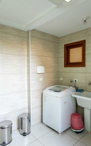 Casa de condomínio para alugar com 110m², 3 quartos e 4 vagas Casa de condomínio para alugar com 110m², 3 quartos e 4 vagasÁrea de Serviço - Quintal