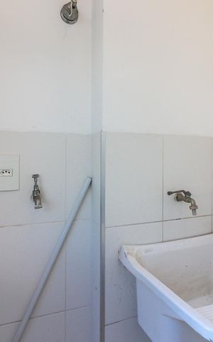 Apartamento à venda com 80m², 2 quartos e 1 vagaÁrea de Serviço