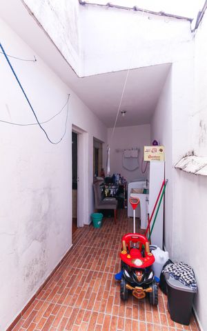Casa à venda com 75m², 1 quarto e 6 vagasÁrea de Serviço