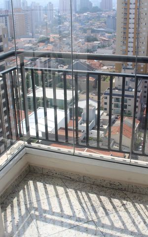 Apartamento para alugar com 69m², 2 quartos e 2 vagasVaranda